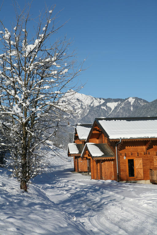 Residence Nemea Les Chalets Du Bois De Champelle Morillon Exterior photo